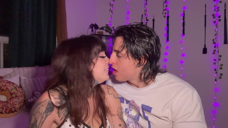 Gattouz0: I Broke Her Bed on the First Date