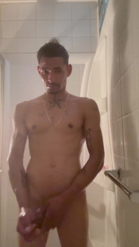 Solo Shower Time