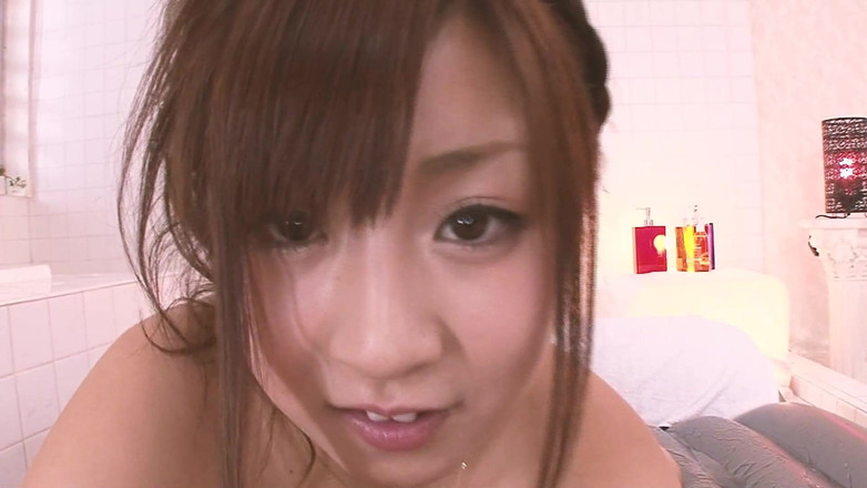 JAPAN IN LOVE: Scenă de frumuseți Orient - japoneză cu 4_big sâni se bucură de...