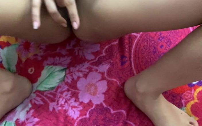 Riya mickey: Sensual slow sex - velo de misterio con lamidas y juego...