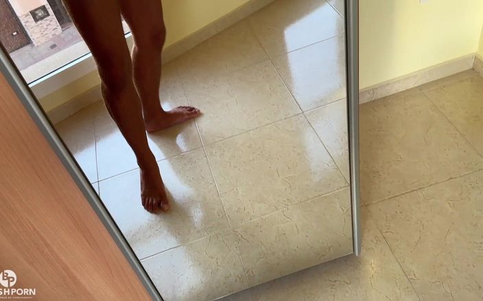bleshporn: Tim Blesh se mostra antes de sair para uma praia