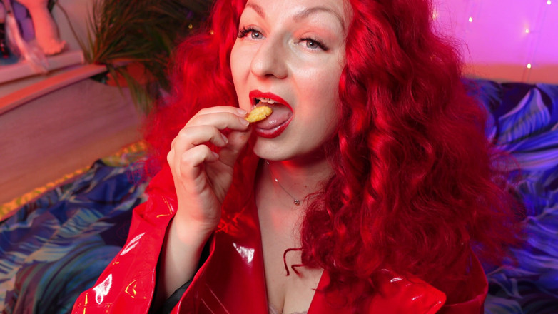 Arya Grander: ASMR food fetish video