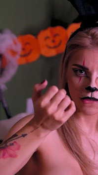 Bad Bunny Halloween honění - instrukce