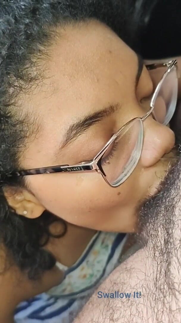 Pietro Montoya: Stepdaughter My Obedient Cleaning My Feet with Her Tongue and...