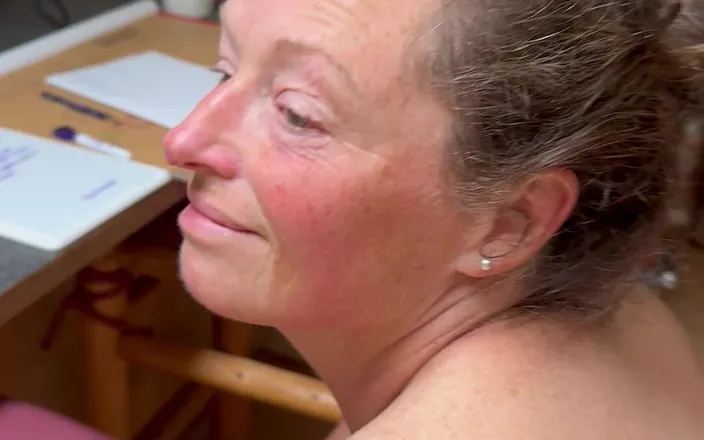 Bonewizzard69: Bonemaiden Bombshell PAWG Mature Wife Shakes Her Ass in the...