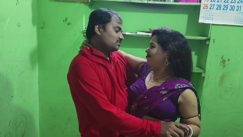 Sona bhabhi: New Odia Housewife Hot Romance and Hardcore Fucked by Rahul (odia...