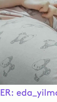 Zoccolo di cammello- masturbazione in pigiama- figa gonfia- Figa gonfia- Grande figa- Porno turco- miLF turca
