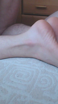Cum on Sweet Twink's Feet(98_9)