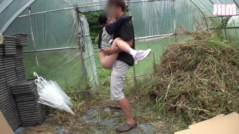 Japanese Hentai Matings: Rara Kudo odhalená vášní, zvednutá vysoko, když se jejich těla...