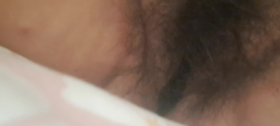 Mommy big hairy pussy: Stiefmutters fette, behaarte und heiße muschi