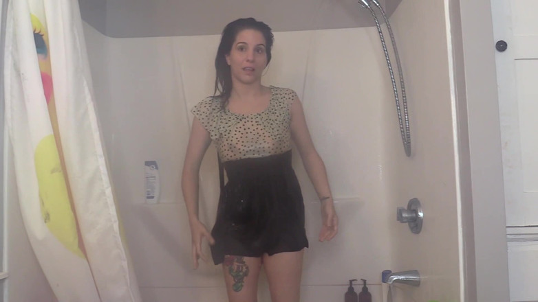 Quinn brooks: I Love to Destroy-wmv