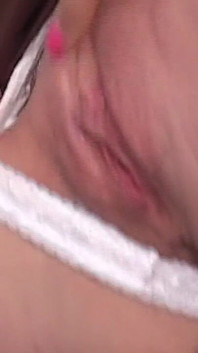 Brunete mature lesbiene cu pizde care picură cu degetul