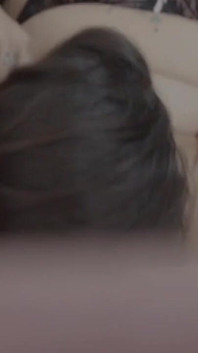 Mi novia trajo a su amiga para follarnos