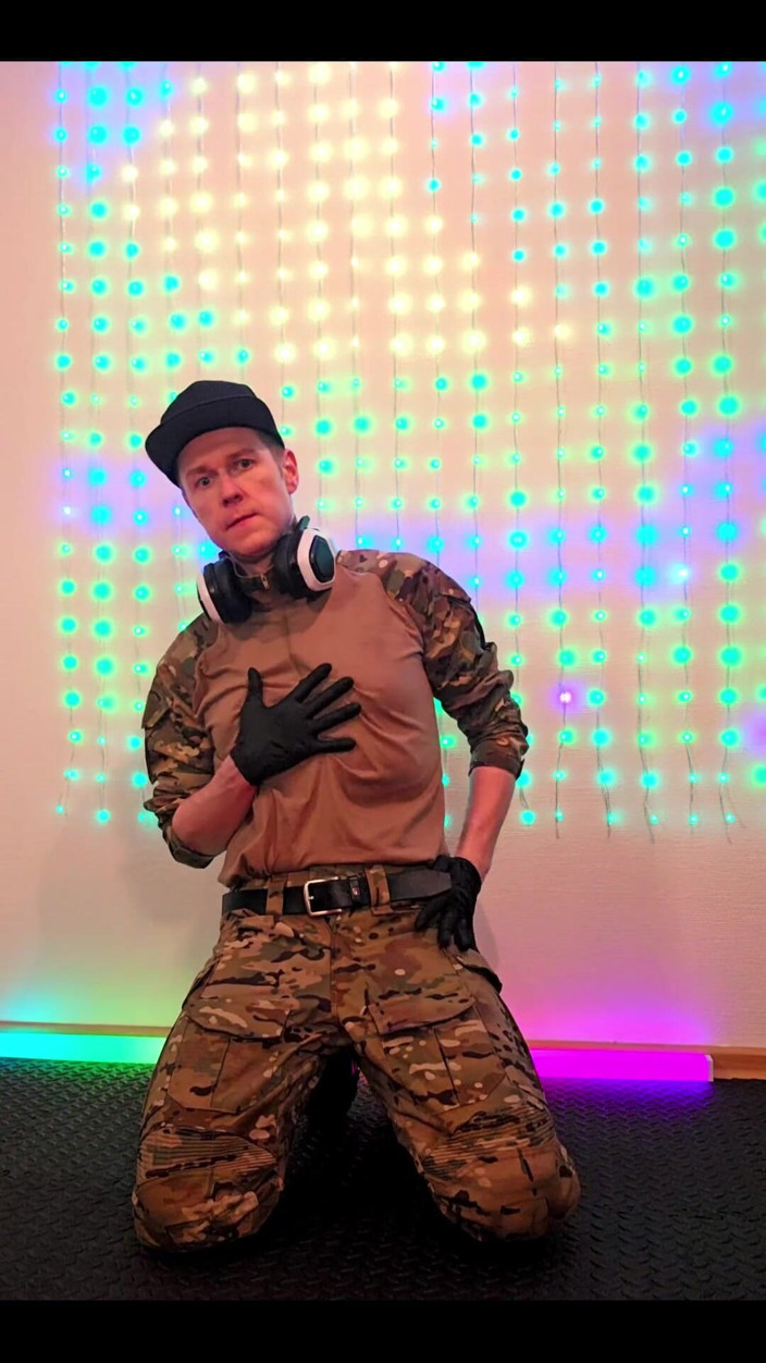로먼 하트: 군인 의무에 대한 보고서