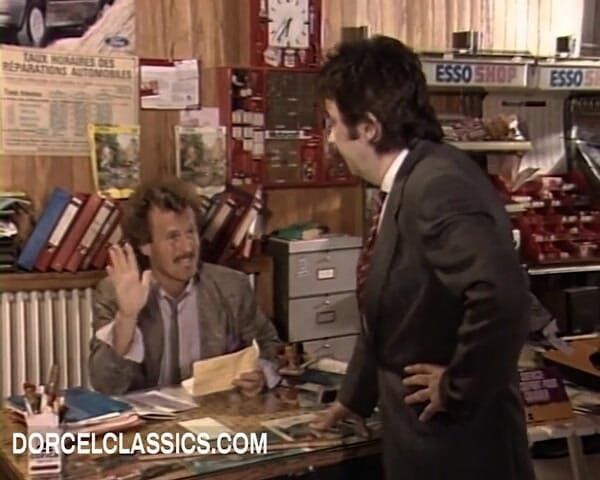 Dorcel classics: O muie sub birou