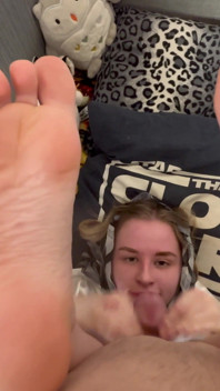 Blowjob Showing My Feet JOI