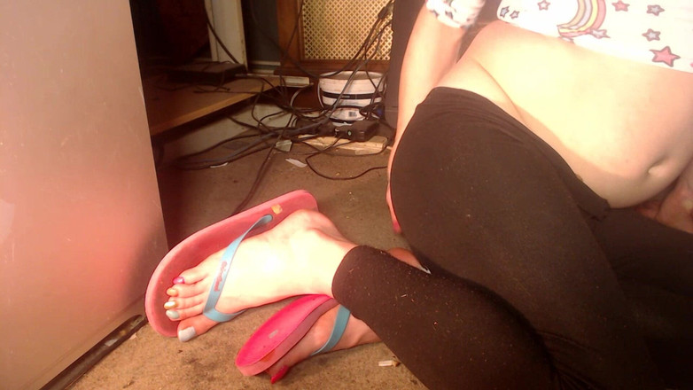 Lilly Disgrace: Wanki8ng мій маггот і гра з моїми ногами