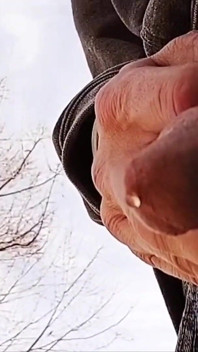 Compilazione dei bei flussi rallentatore. Apri quella bella bocca così posso riempirla prima di fotterla