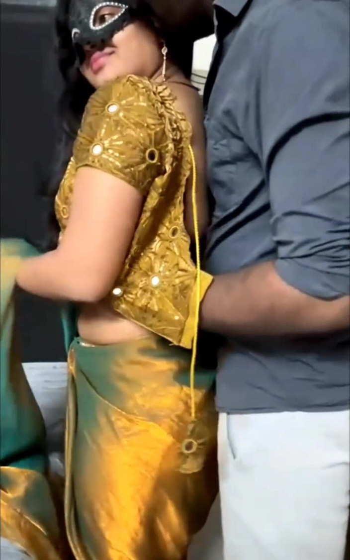 TeluguCouple901: Cel mai bun în sari 1 (telugu)