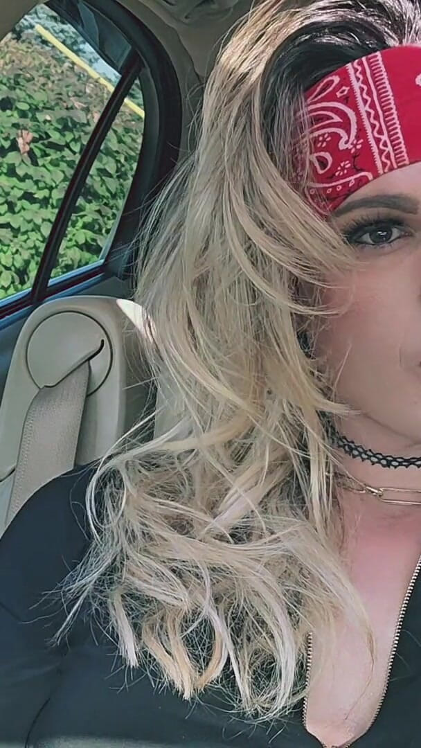 Kylie Babes Smoking Fetish Car Play (X world fet)