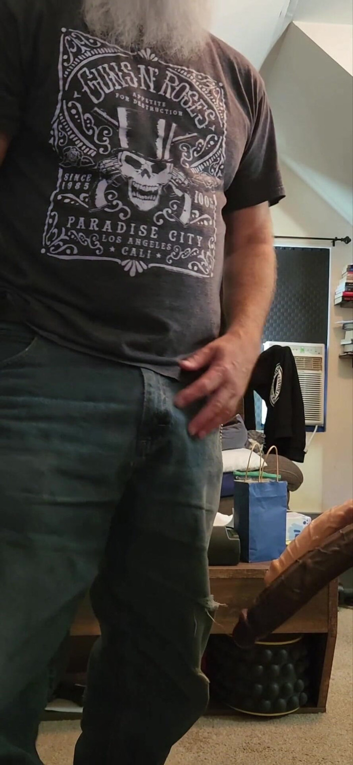 HardSteele97: Deepthroat practice