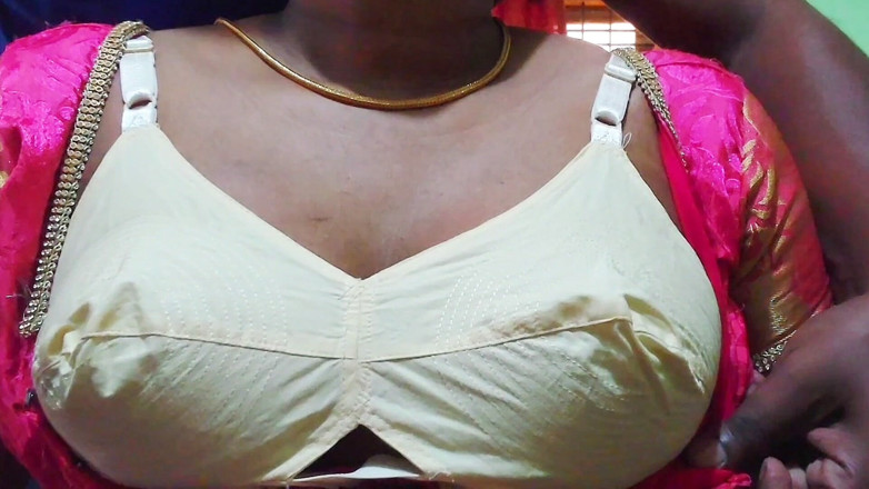Desi Mohini: Jag vill sex till min indiska styvmamma