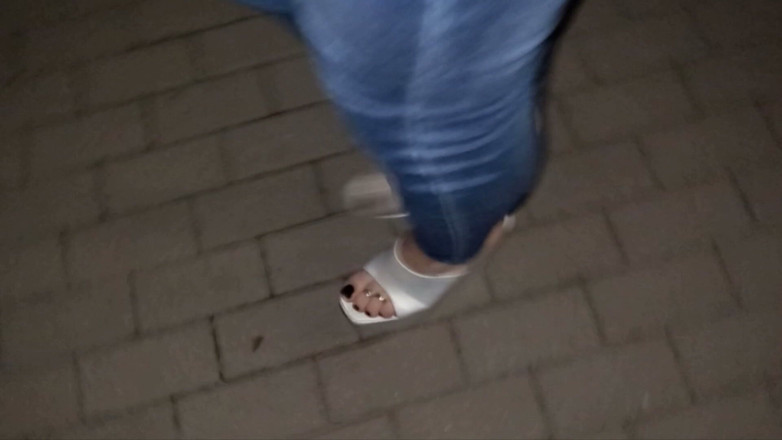 Heelex: Crossdresser with Beautiful Feet in Very Sexy Wedge High Heels
