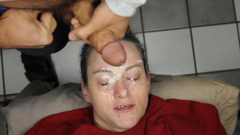 Dirty Dees: 12 / 659 Mb Mestre Bukkake Cumpilation 2 Crônicas de um Trapo de...