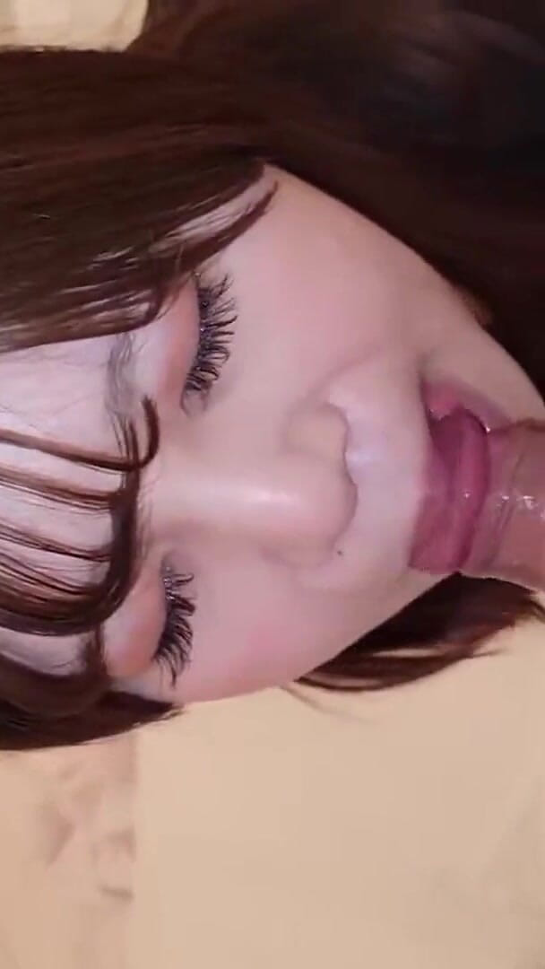 Raw Creampie Footage with a Fair-skinned Married Beauty with a Slender Body and Perfect Curves (A case of fling)