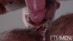 FTM Plus: Ftm Men - 肌肉发达的大屁股sean duran Raw给毛茸茸的ftm Ari Koyote繁殖