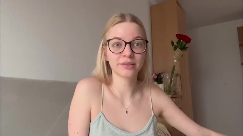 Goddess_Bella_Rae: Moja opinia na temat uległych mężczyzn
