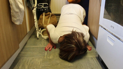 Lilly Disgrace: Pissing vyhonění