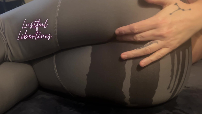 Lustful Libertines: Meine Leggings Sind Absolut Stiefgefickt. Möglicherweise Muss Ich Sie Abziehen.