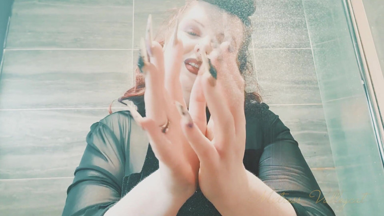 Mxtress Valleycat: Talon Tapping Tease