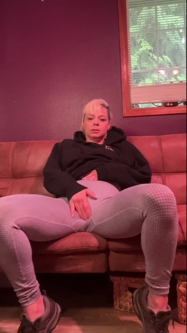 littleanda: Muschispiele in leggings