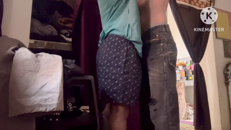 Desi__Panda: Вау, первый раз держи мой сводный брат, большой хардкорный член без презерватива