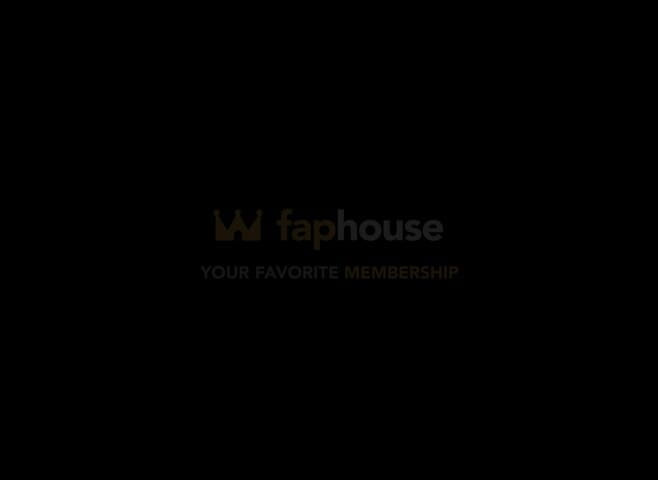 Hard raw sex: Amateur Lesbian Sex!