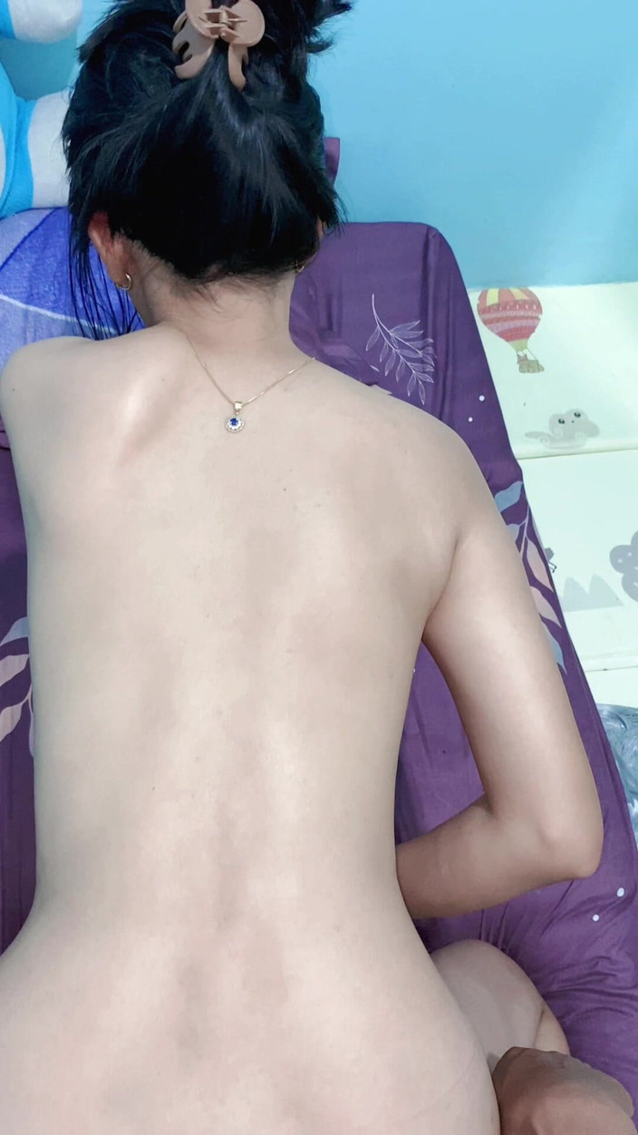 Bella Ivanka: Eski kız arkadaşın oturma odasında yarak sakso