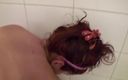 Mature Climax: Tysk brunett knullad i duschen