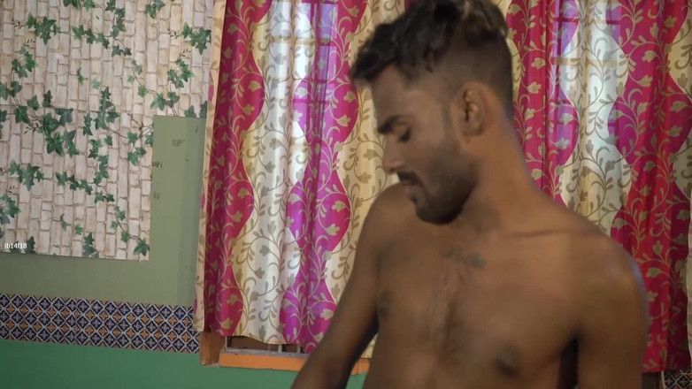 Anjalisingh_sexy: Desi mooie ruimdenkende Indische Bhabhi die seks heeft met ex-minnaar