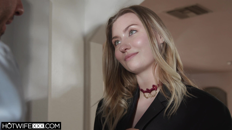 HotwifeXXX: Emma Sirus Chooses Wisely Around the Office