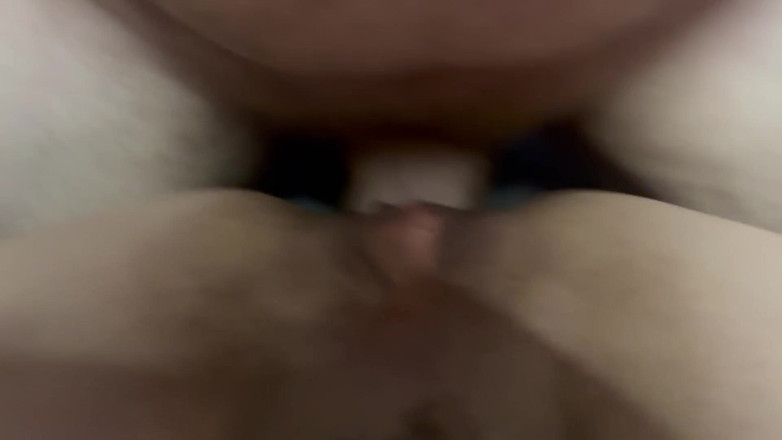 Zoey Portland: 점심 시간에 자지를 따먹는 새엄마