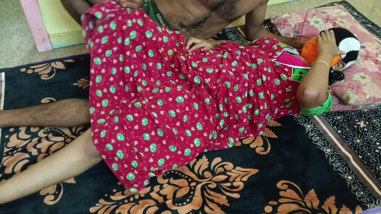 Mami4711: Hasband a manželka se baví v domácím videu tamilským párům