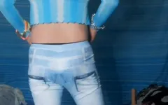 Seksi streç pantolonum ve topuklu ayakkabılarımla poz ve alay