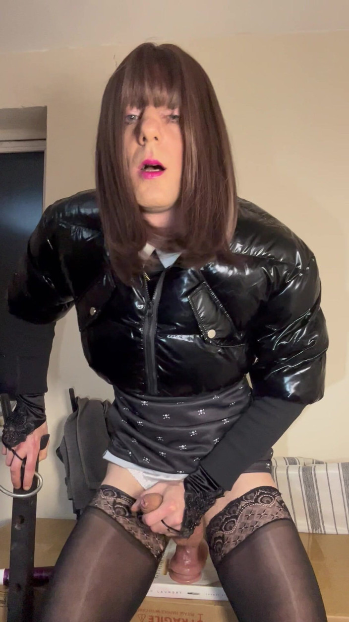 Jessica silk: Jess Rides Dildo