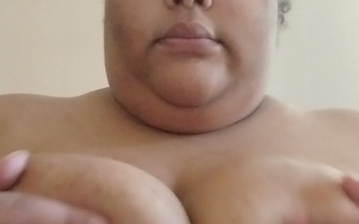 Jessica pigslut: 私のプッシーパパとファックしてください!