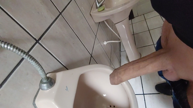 BruxoAlpha777: Im Badezimmer 4