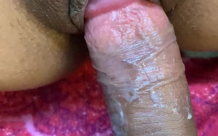Riya mickey: L'insegnante ha insegnato alla sua studentessa sexy caldo sulla lezione...