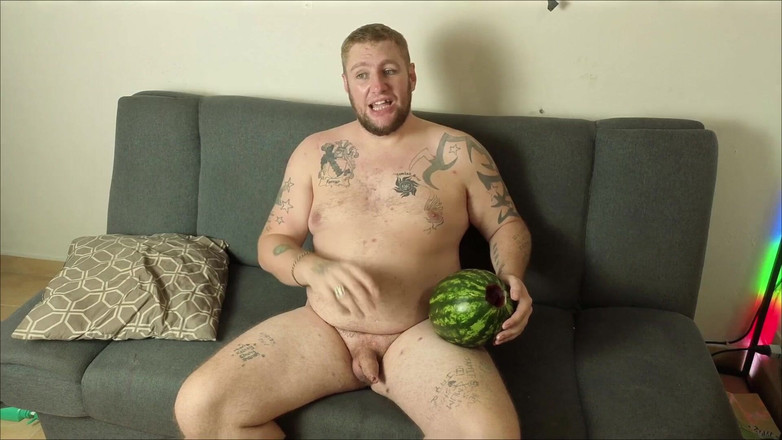 Jimbob Star GAY: Jimbob трахает арбуз - Foodie Friday