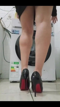 Can you spot that I'm not wearing any panties? 